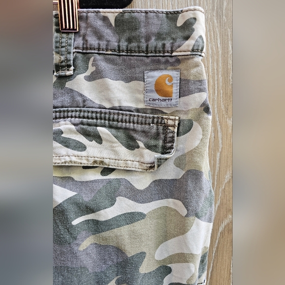 Carhartt Camouflage Cargo Shorts for Men - Picture 4 of 4